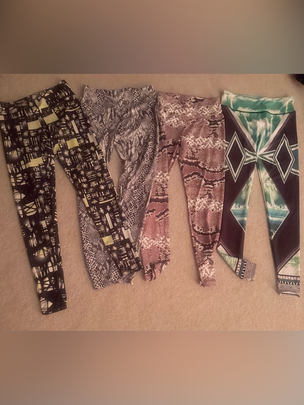 Onzie bundle of leggings